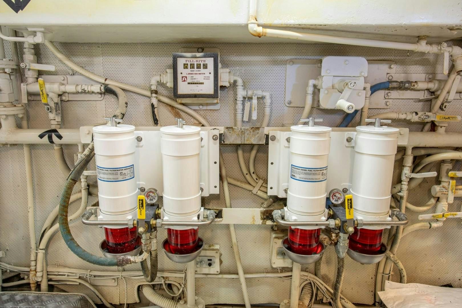 a room with several white tubes aboard ZANTINO III Yacht for Sale