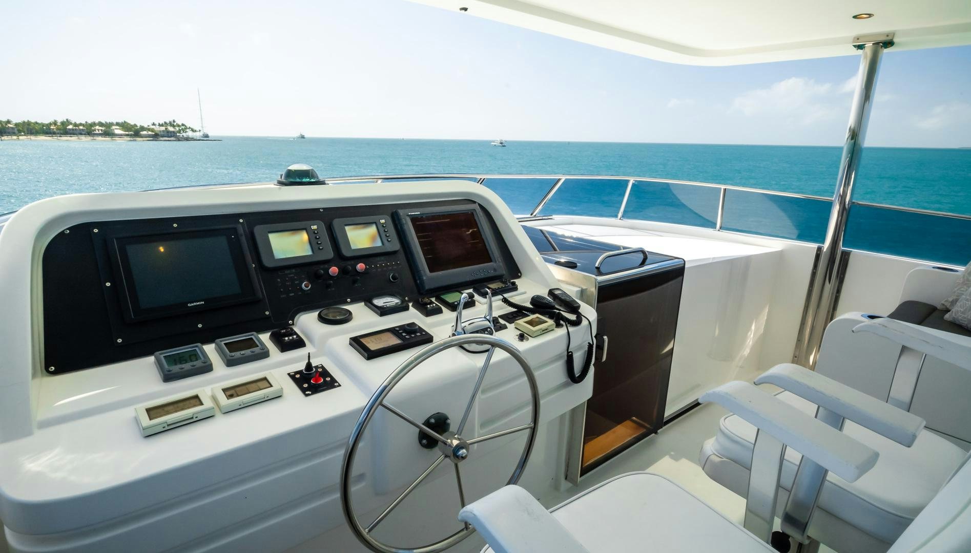 inside of a boat aboard VITESSE Yacht for Sale