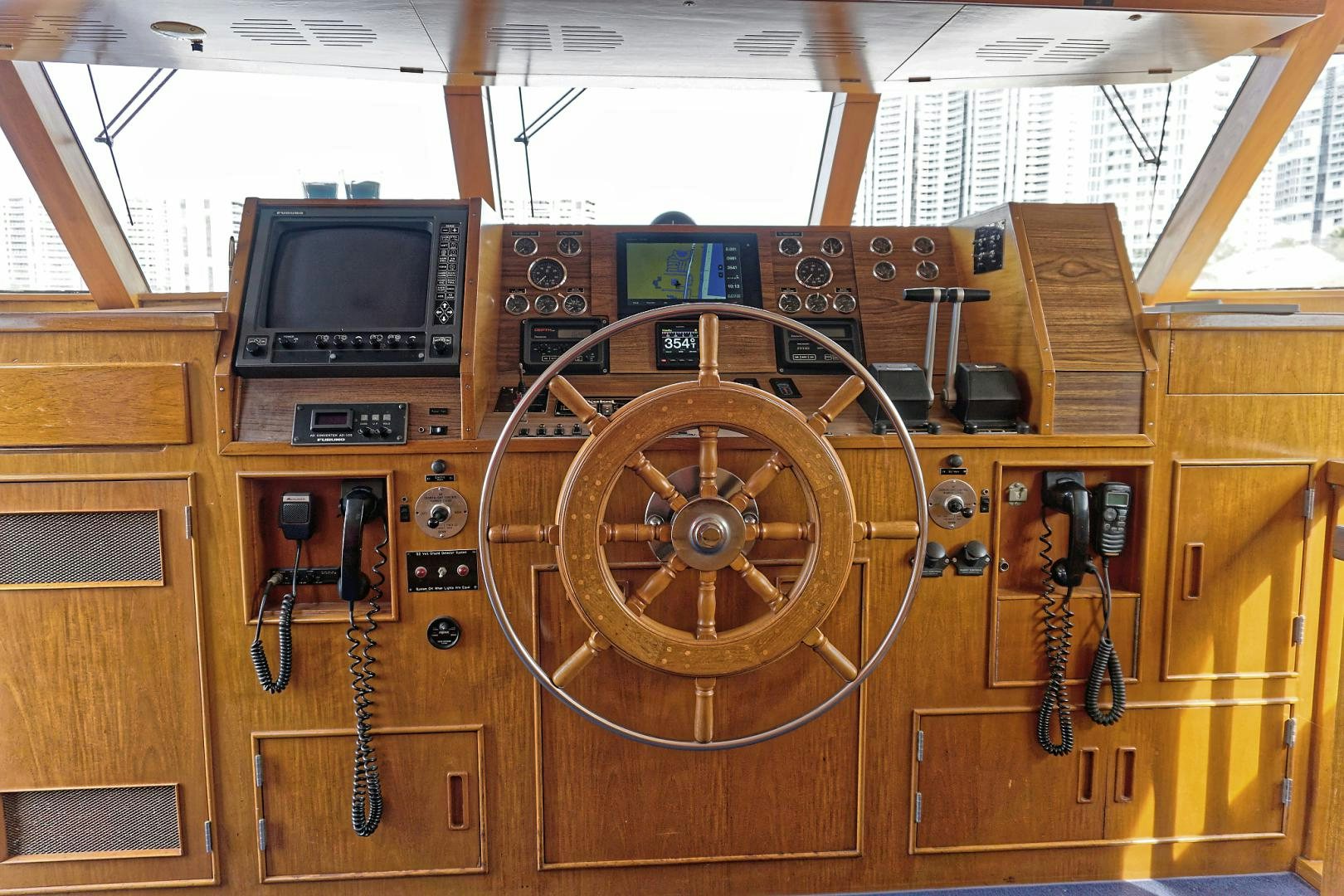a room with a large fan and a tv aboard NO NAME Yacht for Sale