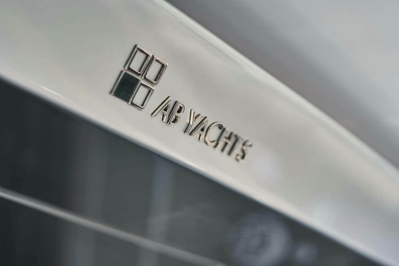 graphical user interface, website aboard SYBER Yacht for Sale