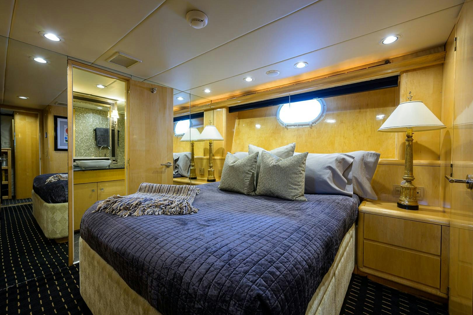 a bed in a hotel room aboard MEMORYMAKER Yacht for Sale