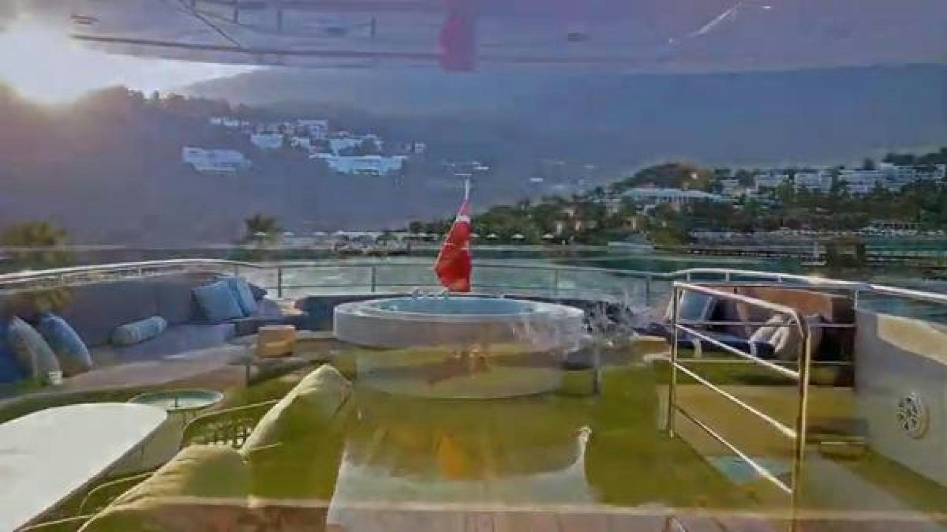 a screenshot of a video game aboard VETRO Yacht for Sale