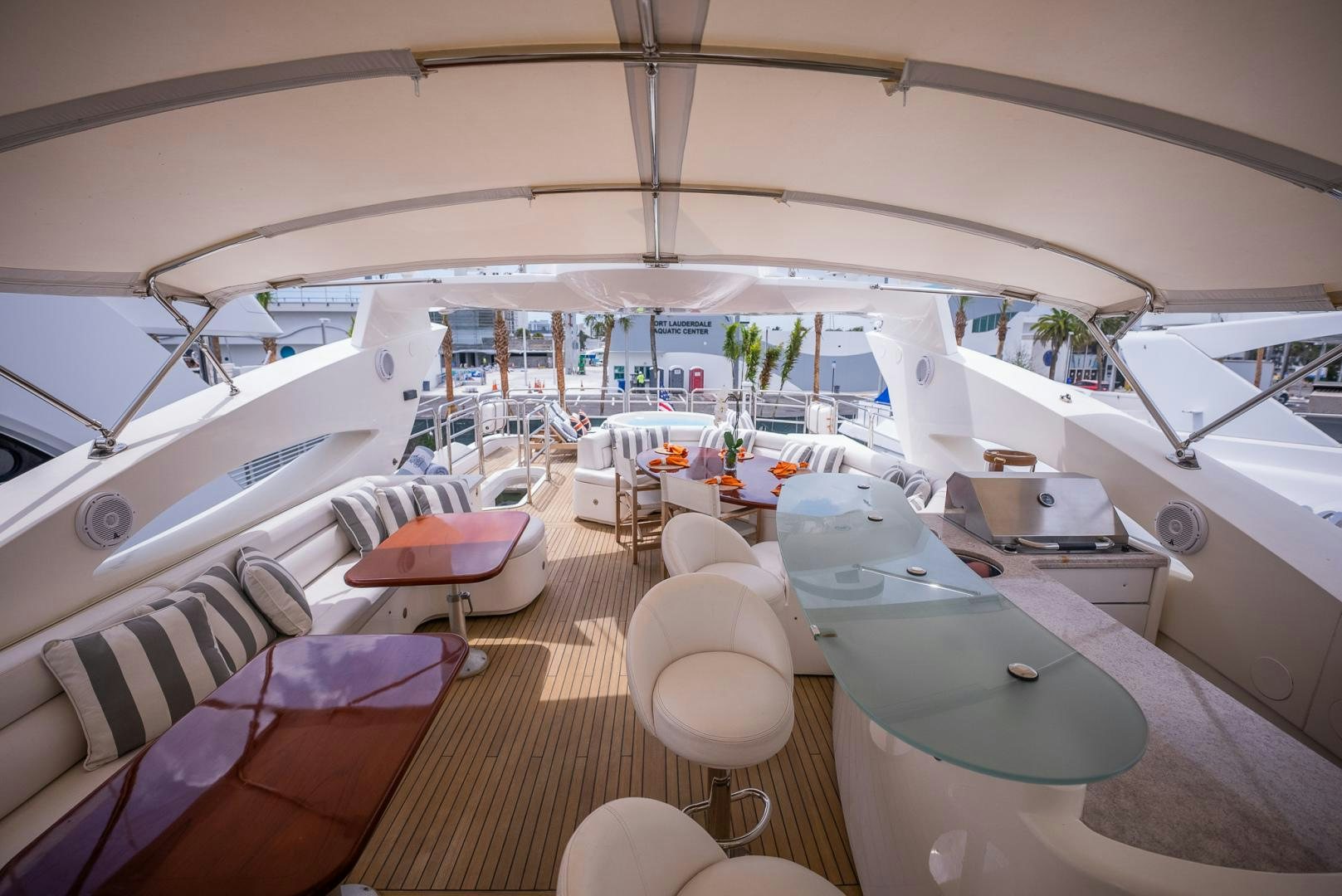 inside of a boat aboard DELFINO Yacht for Sale