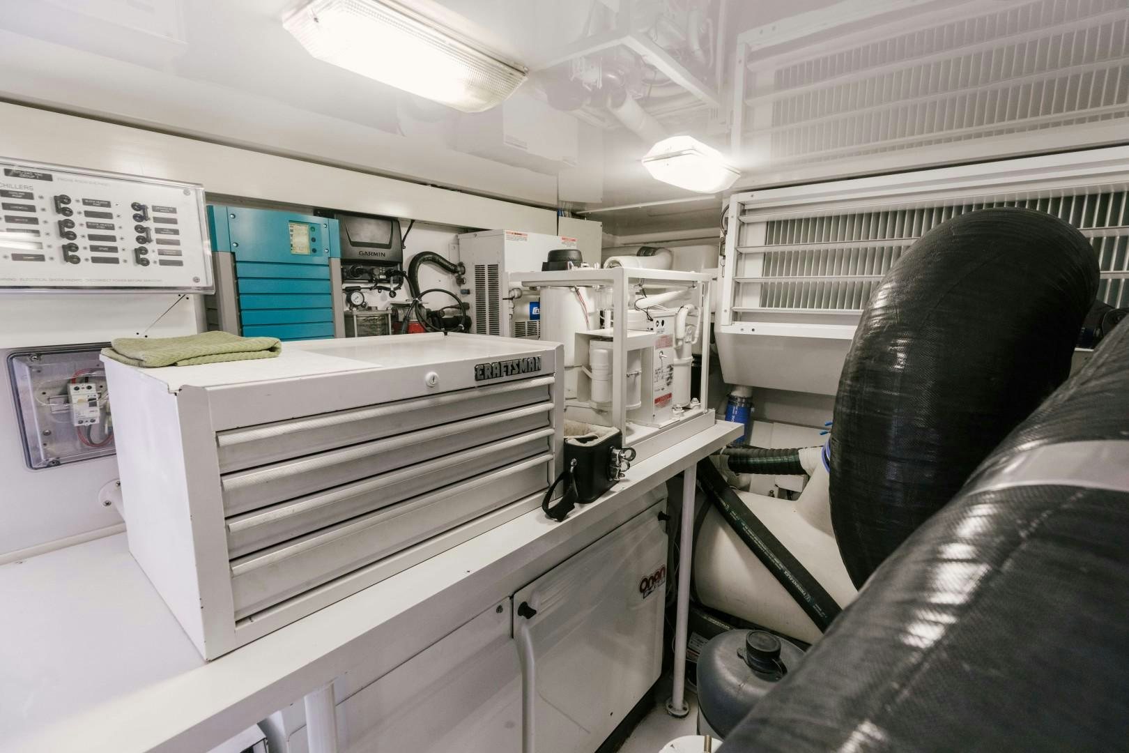 a room with medical equipment aboard KICKBACK Yacht for Sale
