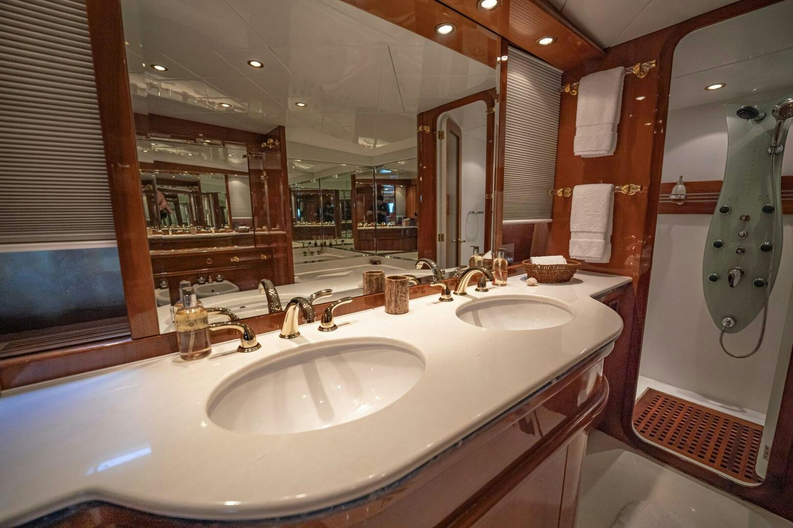 a bathroom with two sinks aboard SHALIMAR Yacht for Sale