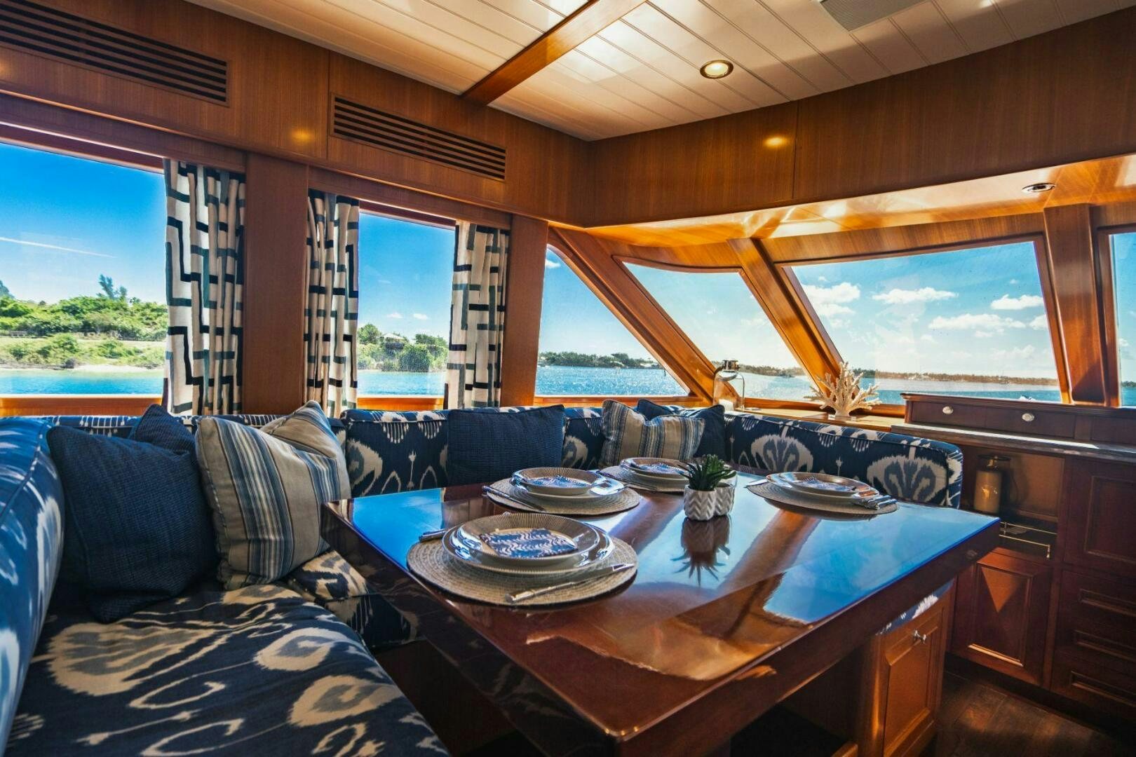 a dining table in a boat aboard MOONSHOT Yacht for Sale