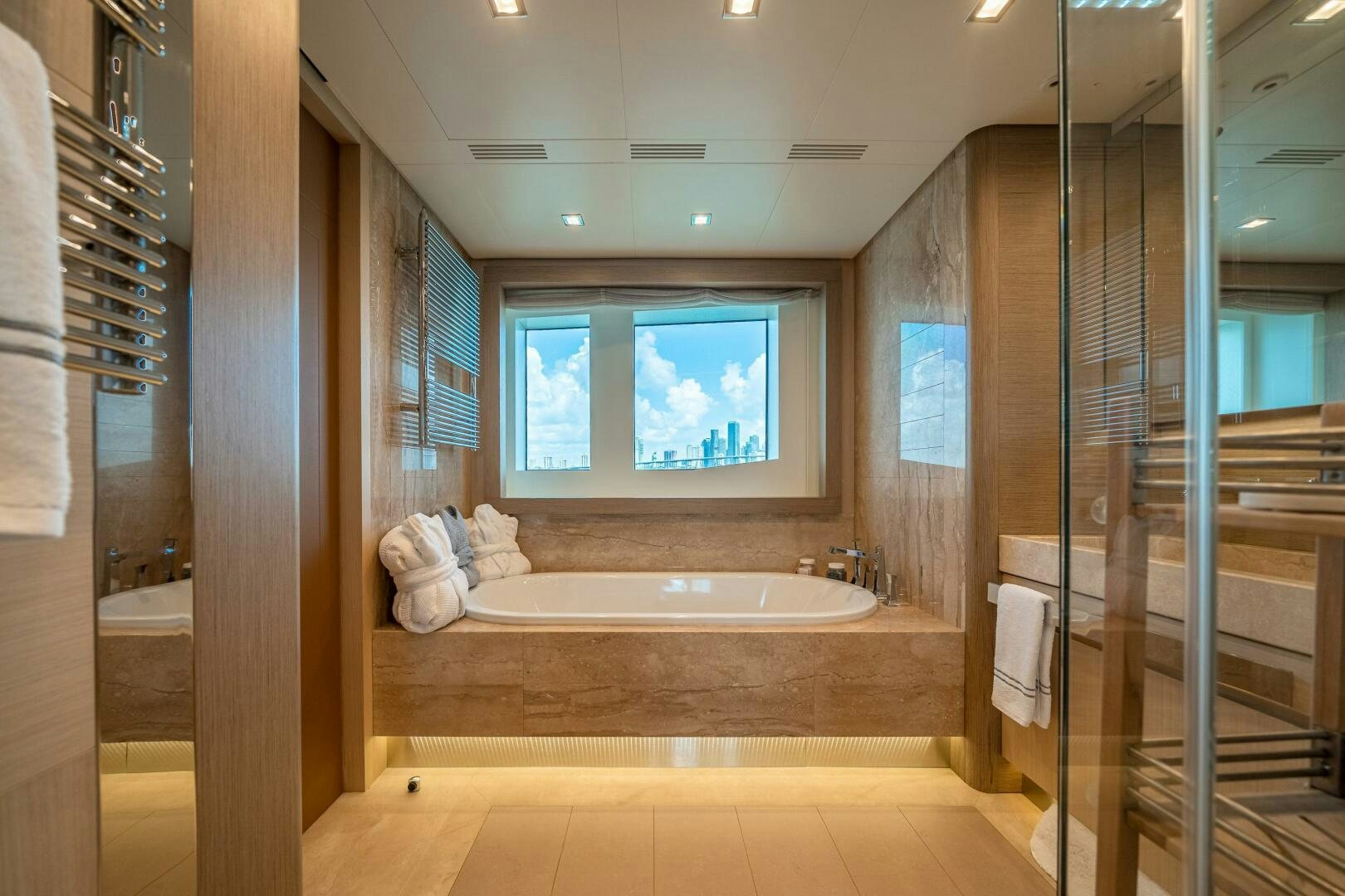 a bathroom with a large tub aboard LEUDIN I Yacht for Sale
