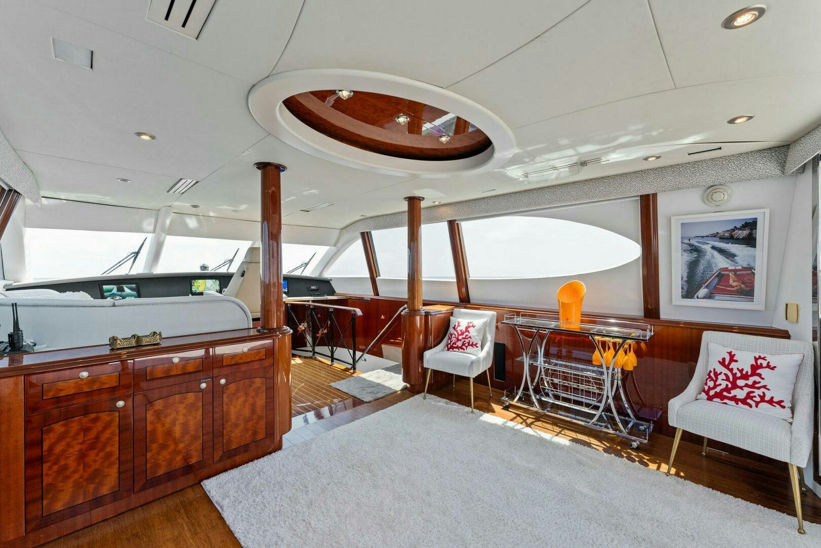 a room with a large ceiling aboard CORAGGIO Yacht for Sale