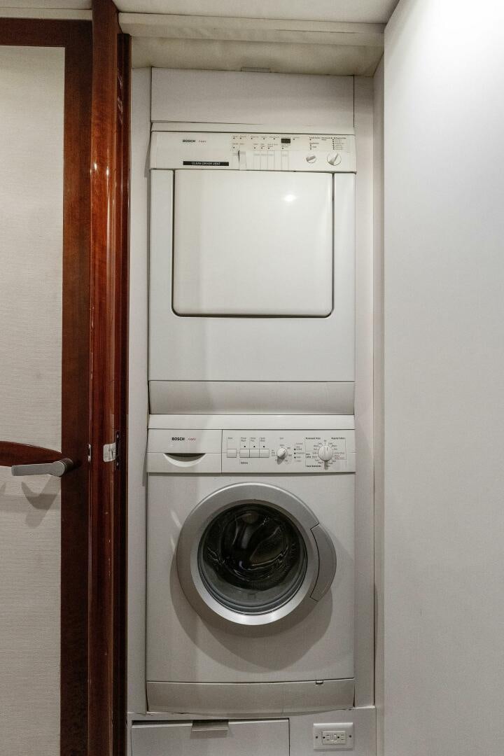 a white washing machine aboard CORAGGIO Yacht for Sale
