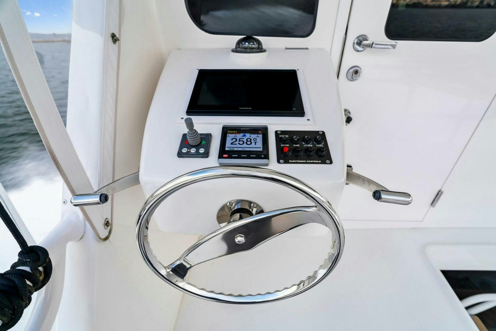 a white machine with a round dial aboard FORTY NINER Yacht for Sale
