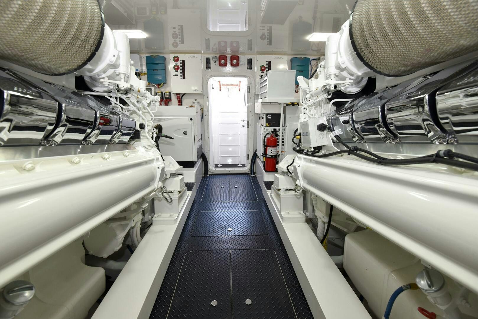 a room with white machines aboard AMANDA P Yacht for Sale