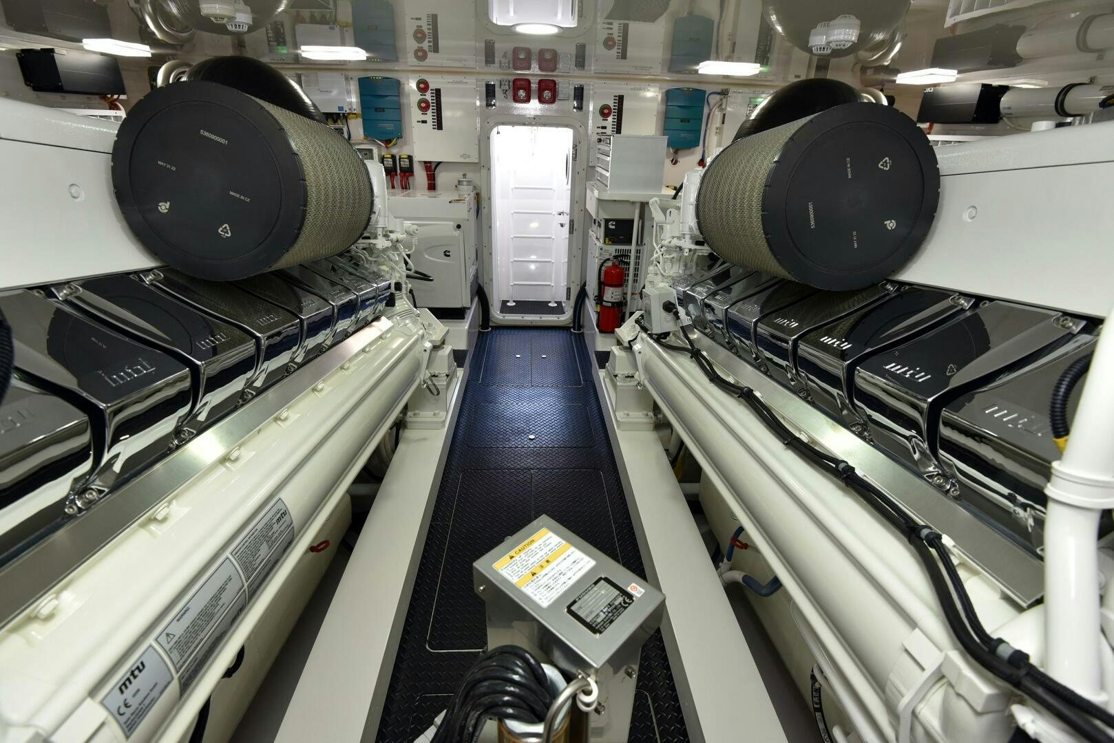 a large machine with a large speaker aboard AMANDA P Yacht for Sale