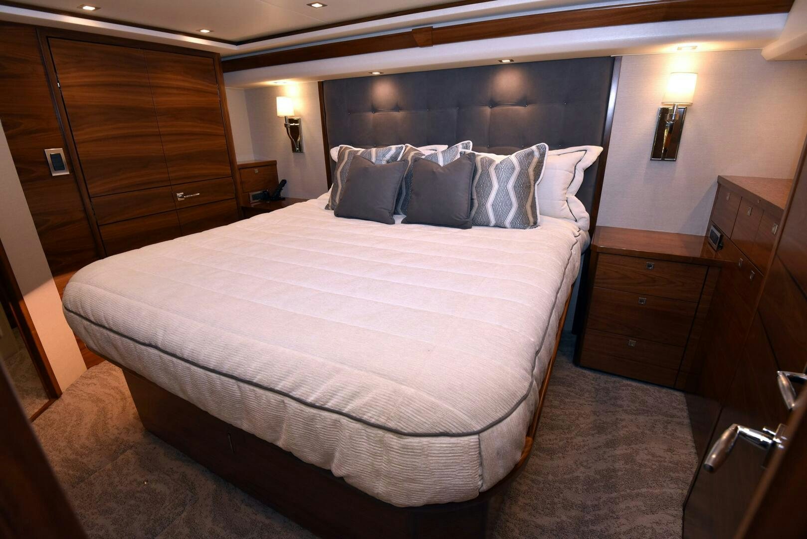 a bed with white sheets aboard AMANDA P Yacht for Sale