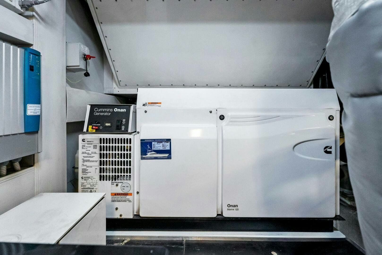 a machine with a screen aboard SILHOUETTE Yacht for Sale