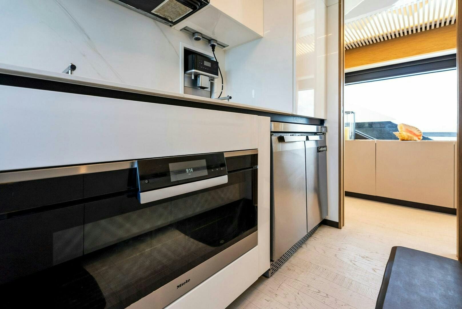 a kitchen with a large oven aboard SILHOUETTE Yacht for Sale
