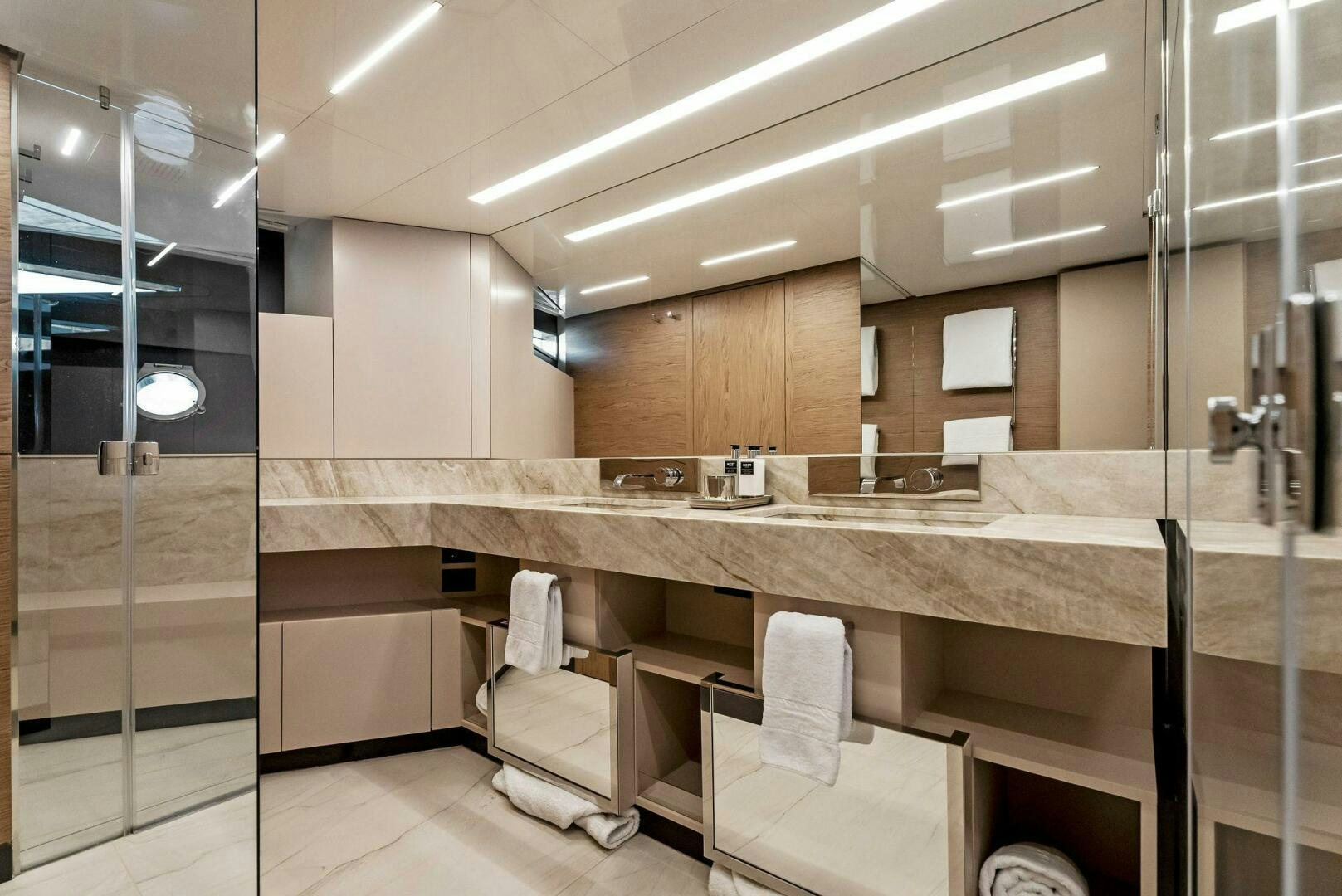 a bathroom with a large countertop aboard SILHOUETTE Yacht for Sale