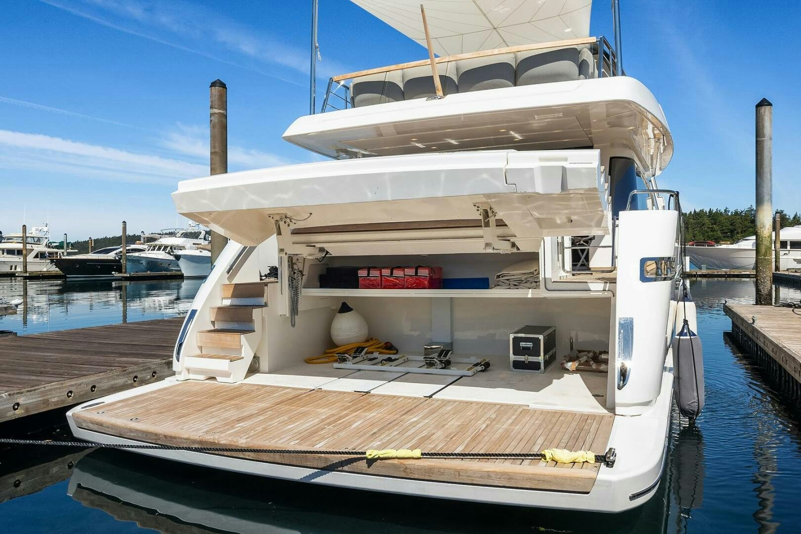 a boat docked at a pier aboard SANLORENZO SL86 Yacht for Sale