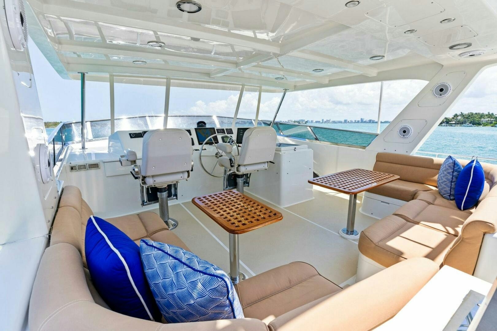 inside of a boat aboard RELENTLESS Yacht for Sale