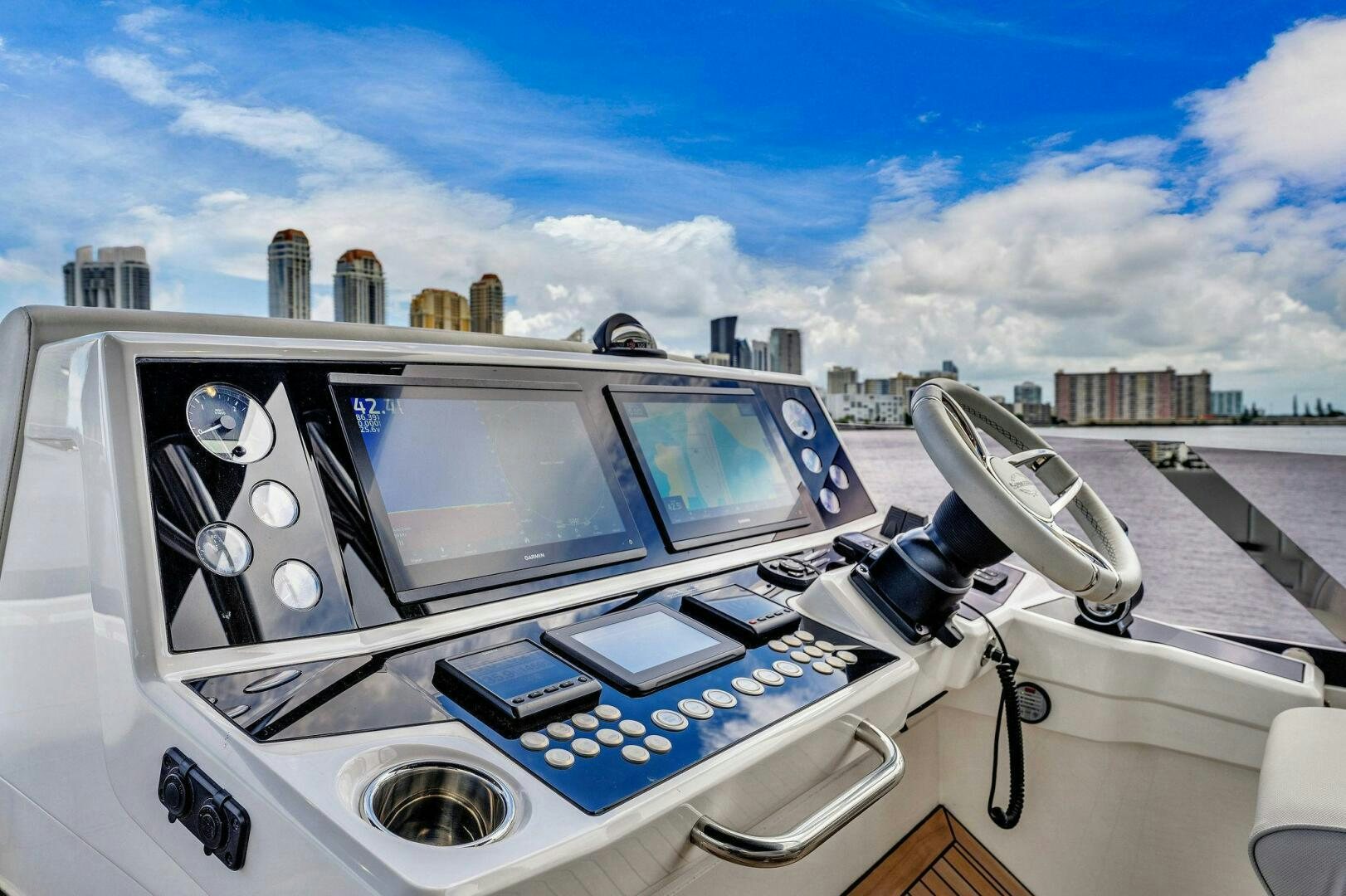 a cockpit of a plane aboard YOU AND ISLANDS Yacht for Sale
