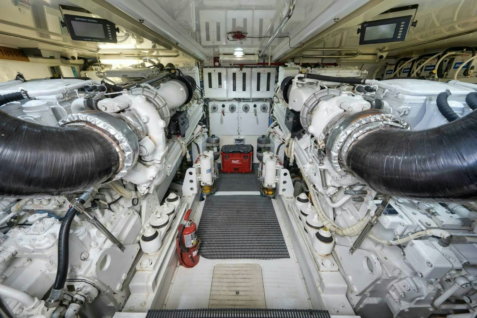 a machine with pipes aboard REEL TRADER Yacht for Sale