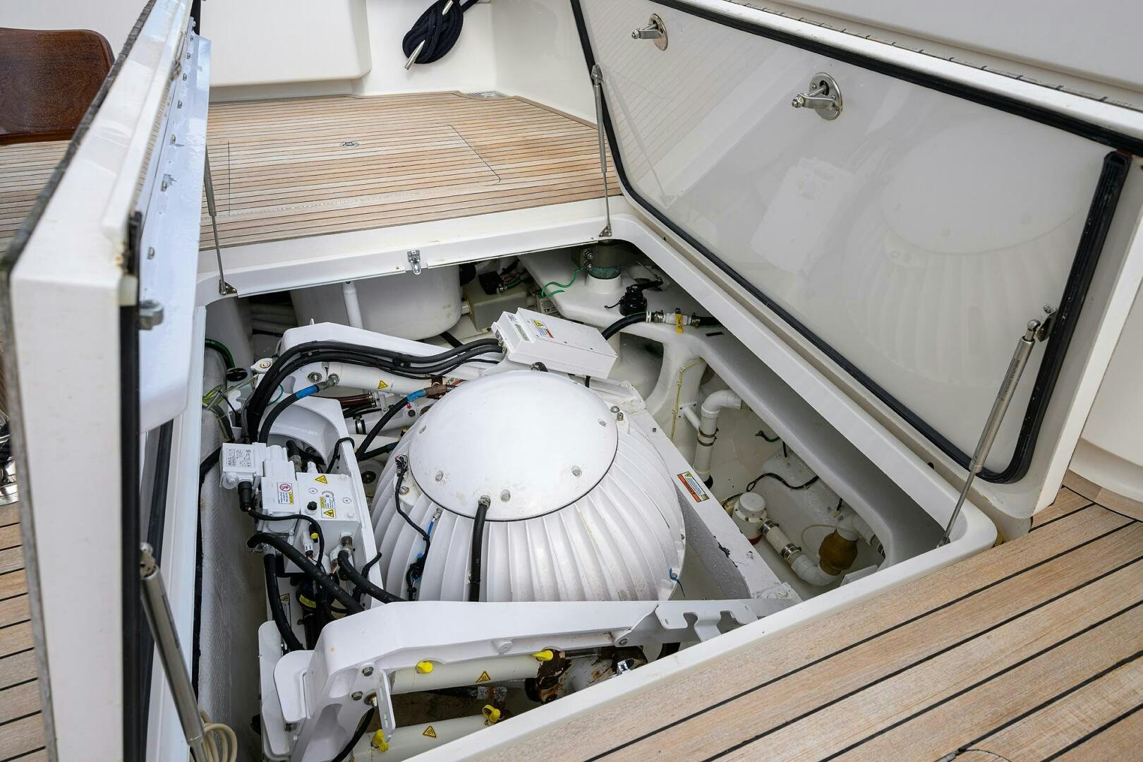 a large white machine aboard JUST CHILLIN Yacht for Sale