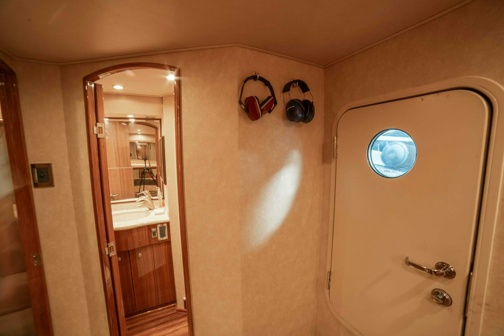 a bathroom with two mirrors aboard Z MOTIVATION Yacht for Sale