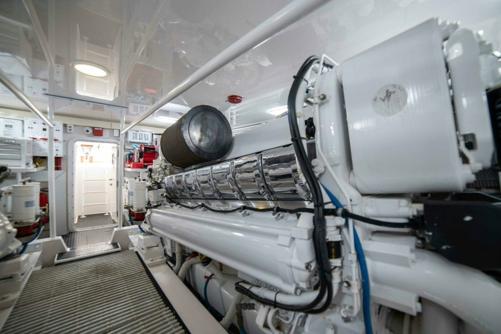 a large white machine aboard Z MOTIVATION Yacht for Sale