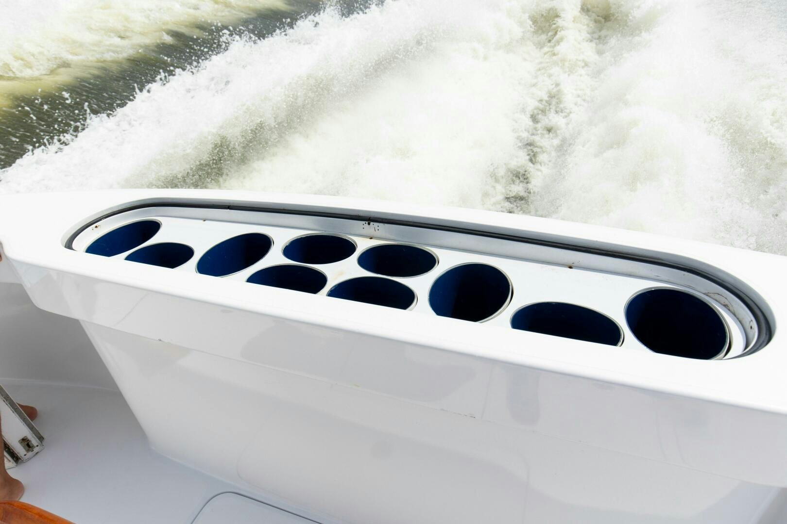 a white stove with a white substance on it aboard JESSI SUE Yacht for Sale