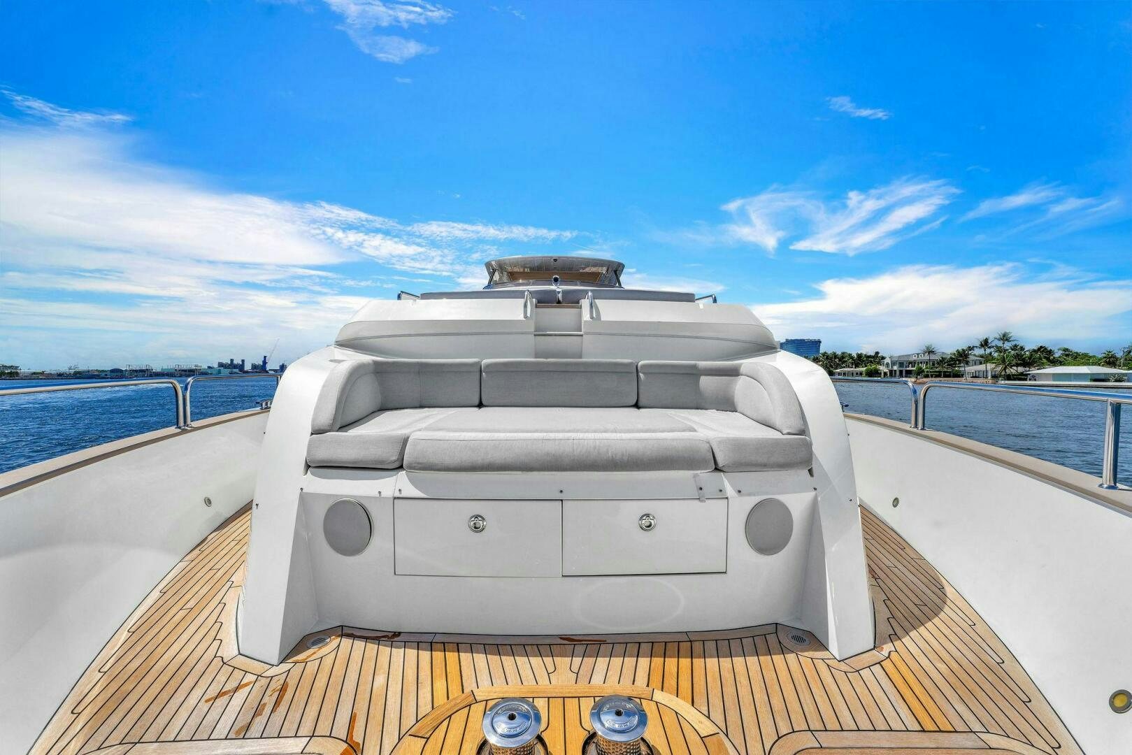 a tank on a deck aboard KARILLIAN & COMPANY Yacht for Sale