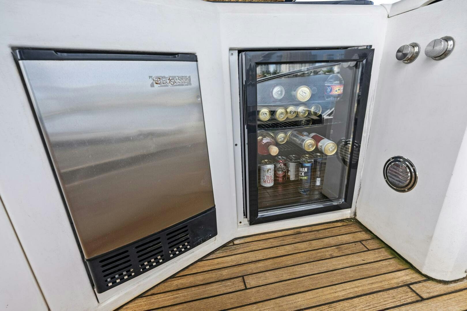 a couple of washers and dryers in a room aboard PERSISTENCE Yacht for Sale