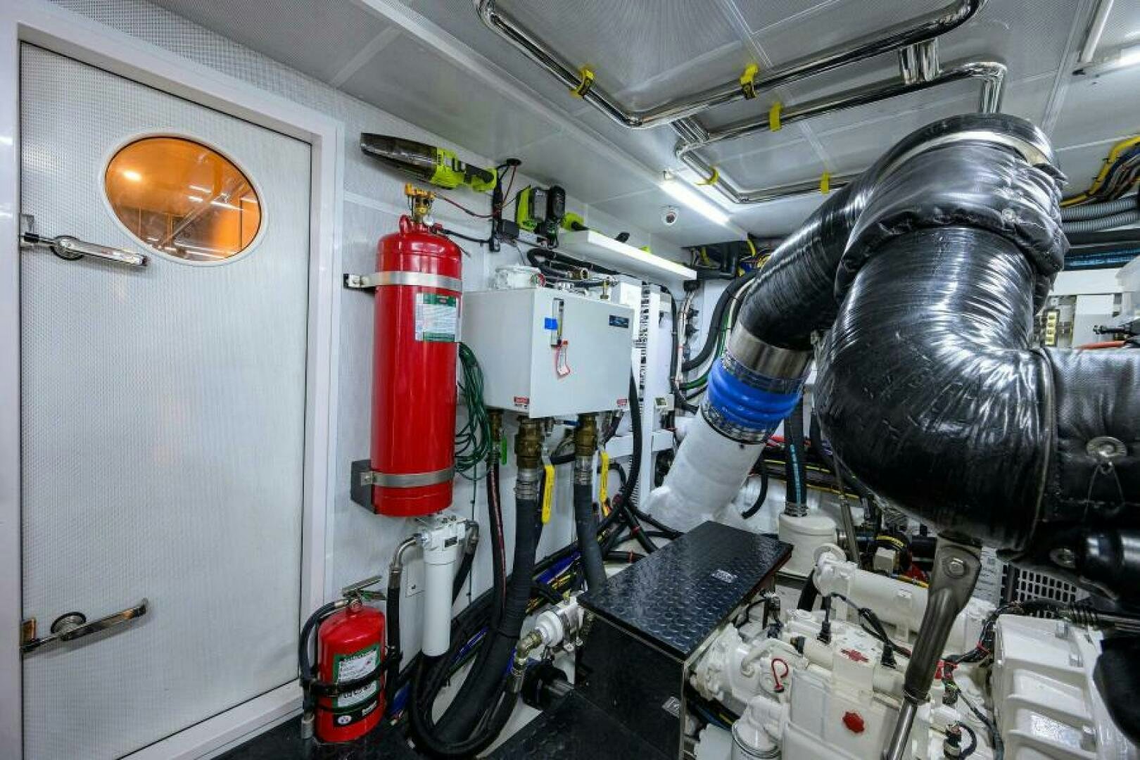 a machine with a red light aboard JOURNEY Yacht for Sale