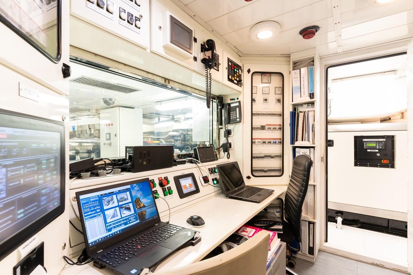 a room with computers and monitors aboard UNDER CONTRACT!   SAINT  2012 ISA 500-2 POP @ Yacht for Sale