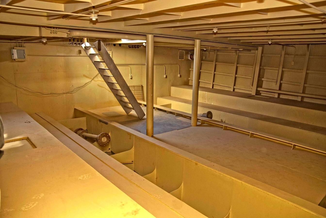 a large factory with pipes aboard PRINCIPE DEL MAR Yacht for Sale