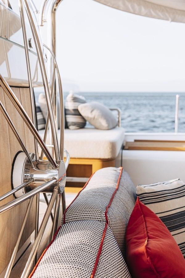 a boat with a dog on the front aboard STATE OF GRACE Yacht for Sale