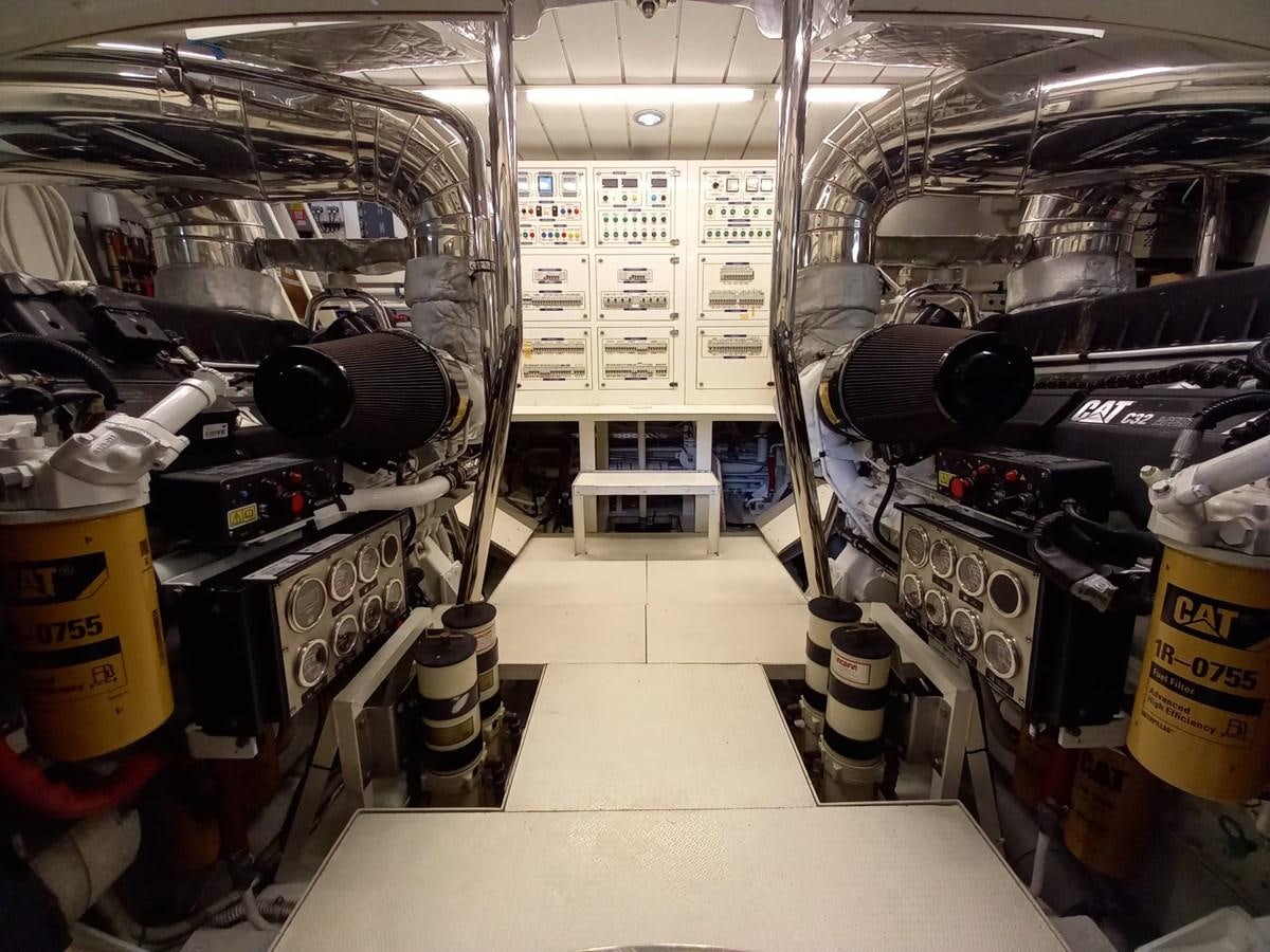 a room with machines aboard FREEDOM Yacht for Sale