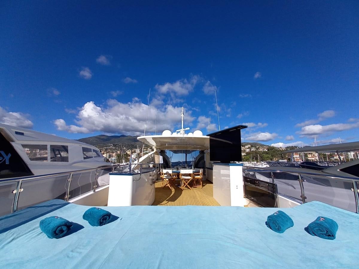 a building with a roof aboard FREEDOM Yacht for Sale