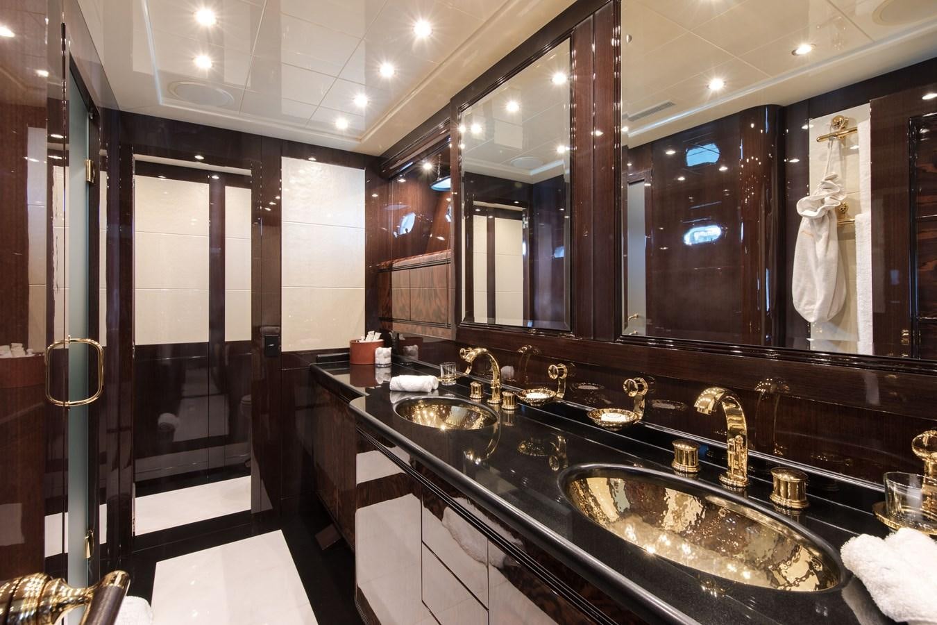 a bathroom with a large countertop aboard FATAMORGANA Yacht for Sale