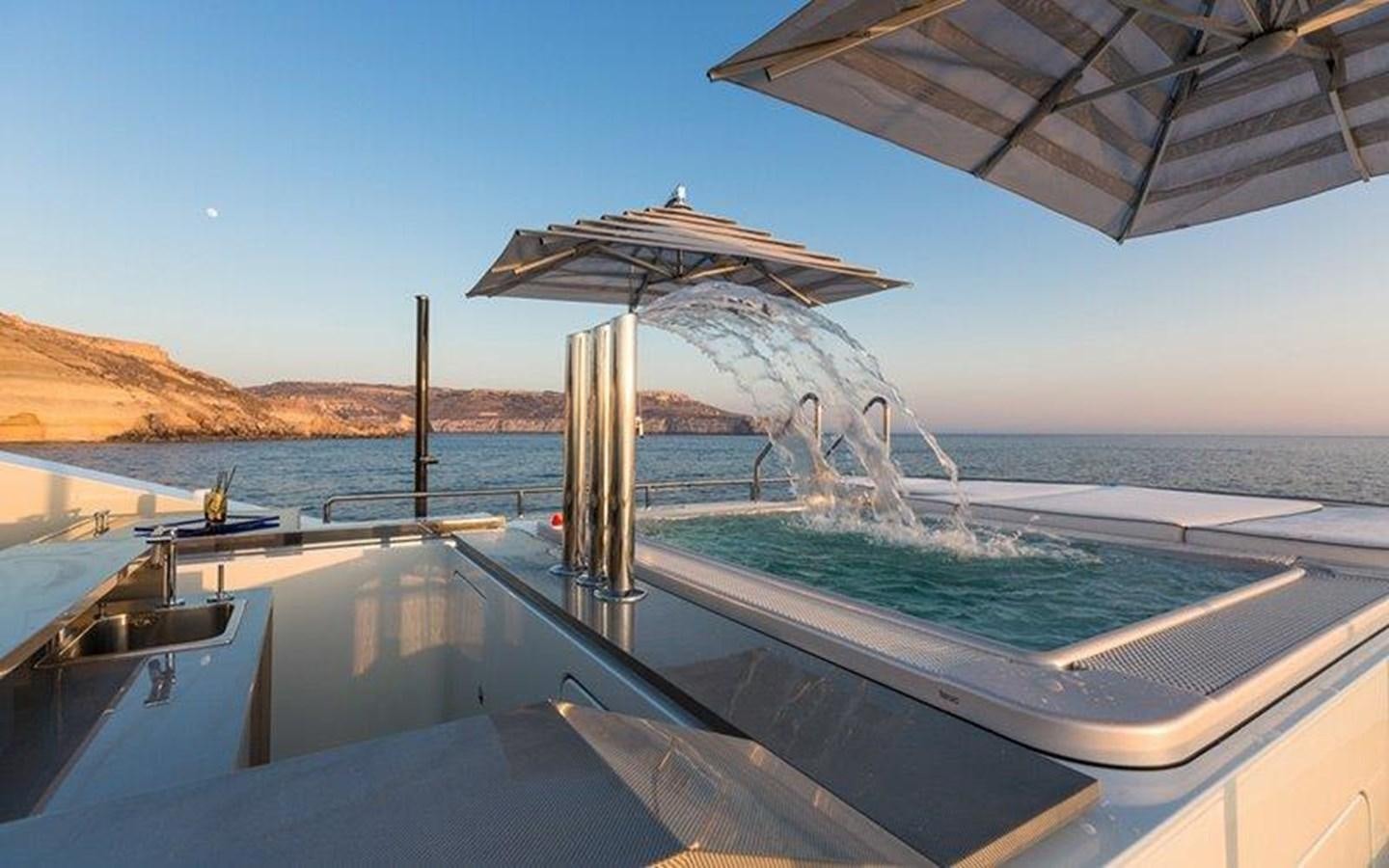 a large white structure on a boat aboard OCEAN PARADISE Yacht for Sale