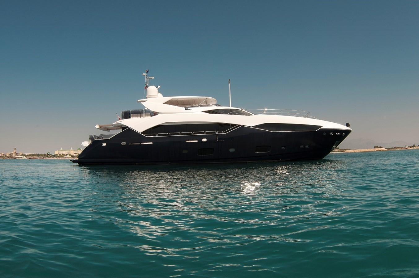 a boat in the water aboard SUN FLOWER Yacht for Sale