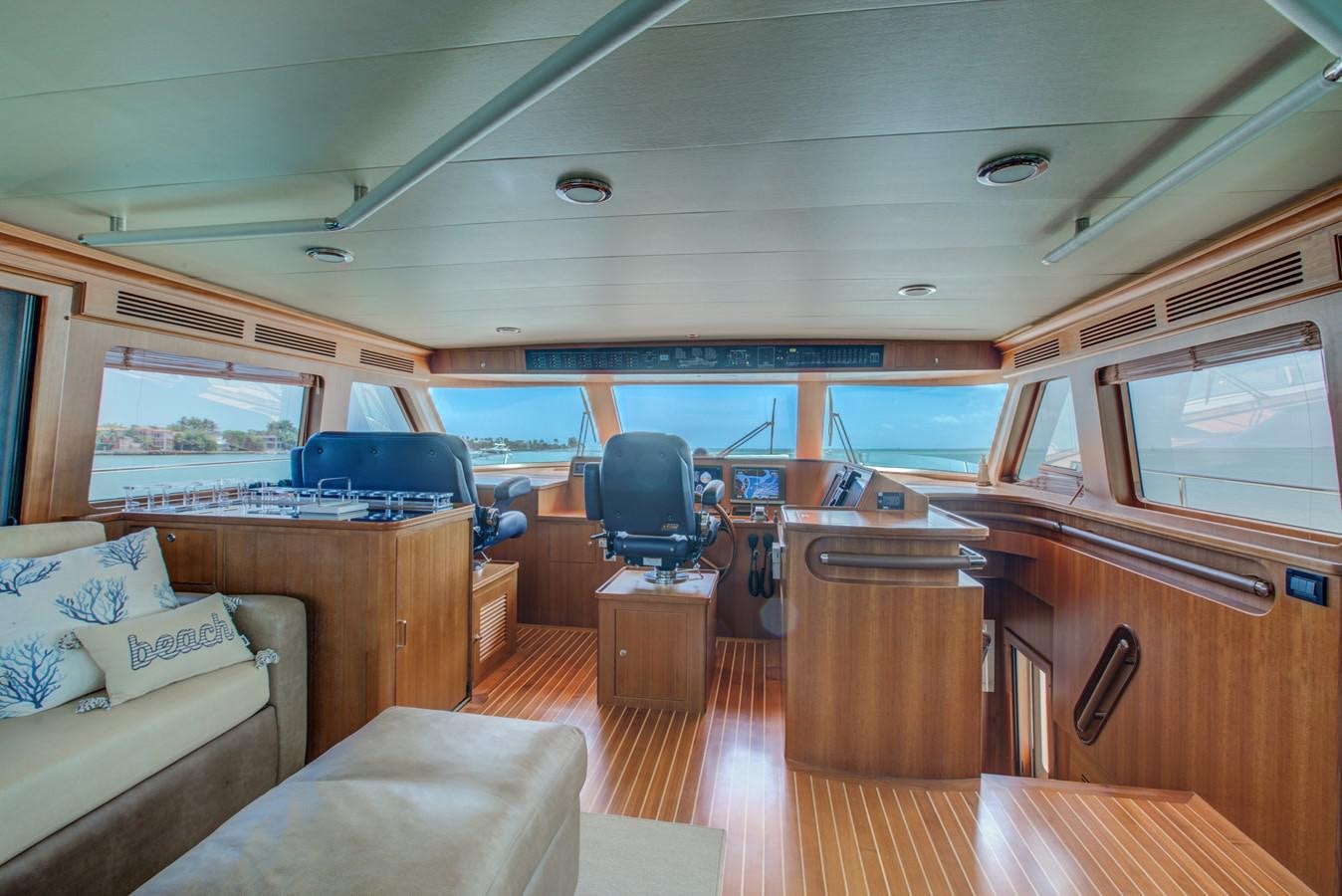 inside of a boat aboard EXPLORER 97E-CB Yacht for Sale