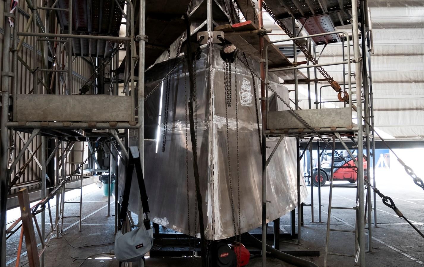 a large piece of metal aboard VITTORIA VELOCE 32 RPH #01 Yacht for Sale