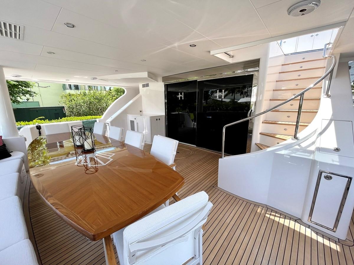 a modern looking house with a large open floor plan aboard NEW BOAT WITH FULL WARRANTIES Yacht for Sale