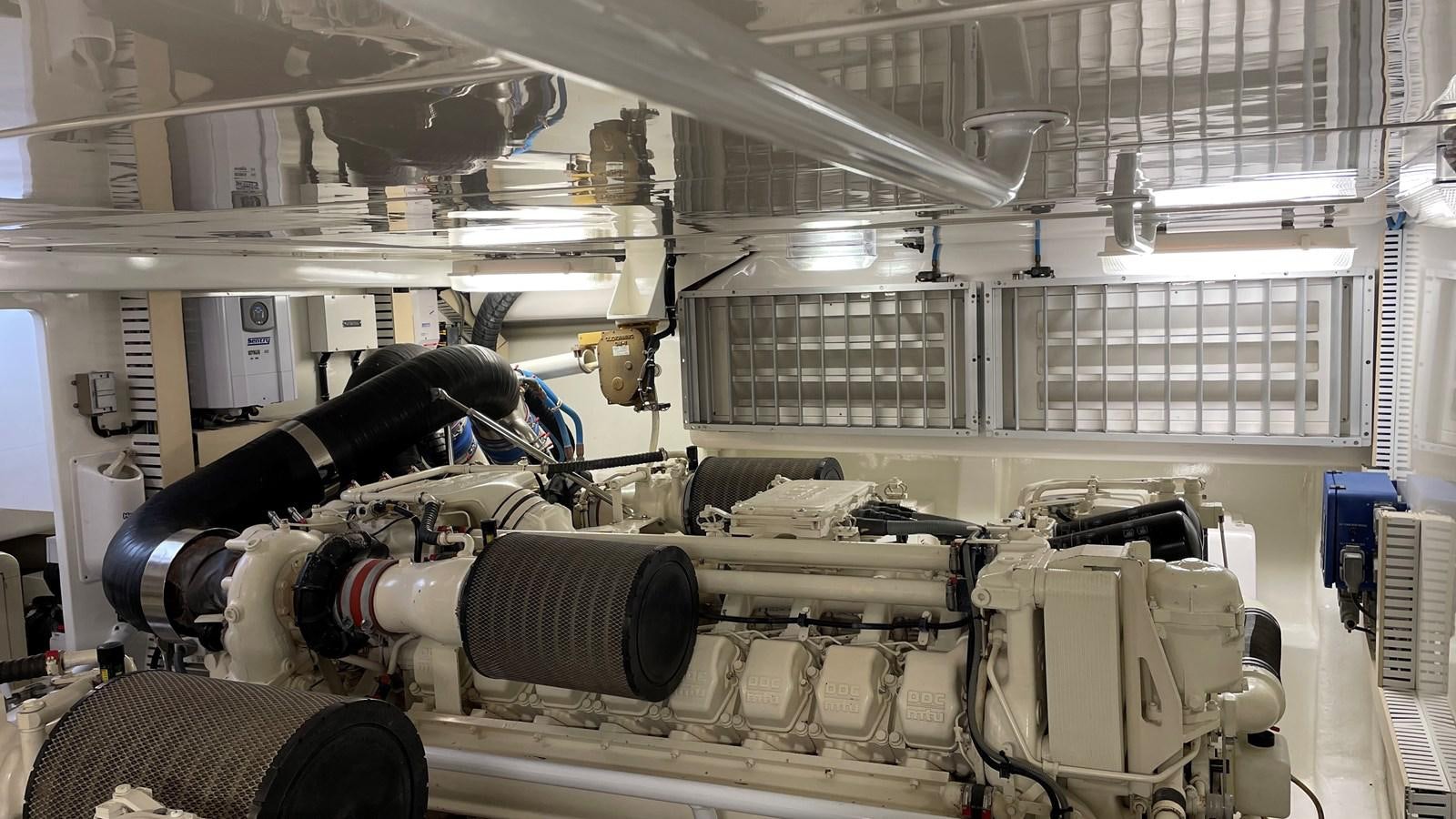 a machine in a factory aboard REEL BUSY Yacht for Sale