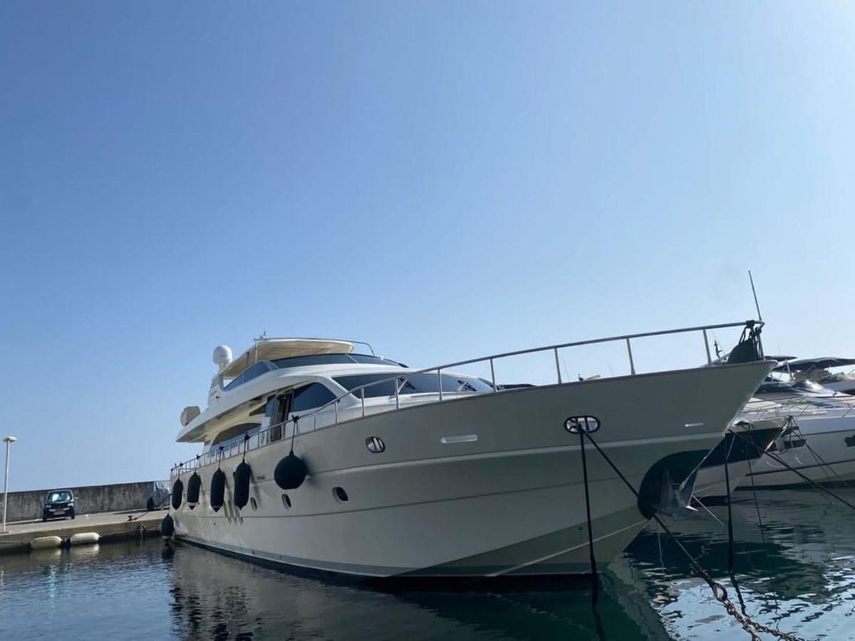a boat docked at a pier aboard OCEAN DELTA 11 Yacht for Sale