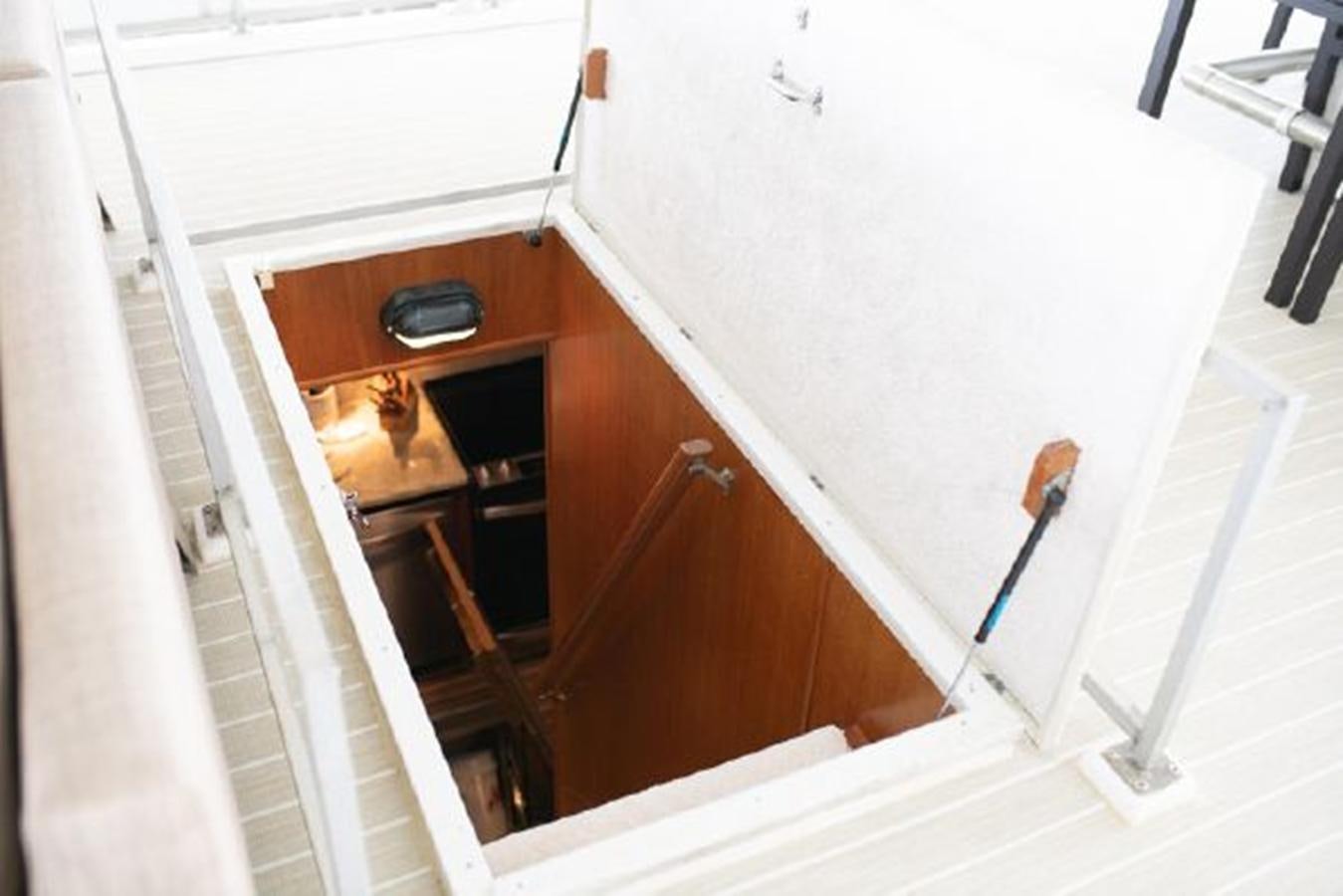 a bird on a door aboard 88 LAZY DAYS BEACHEM Yacht for Sale