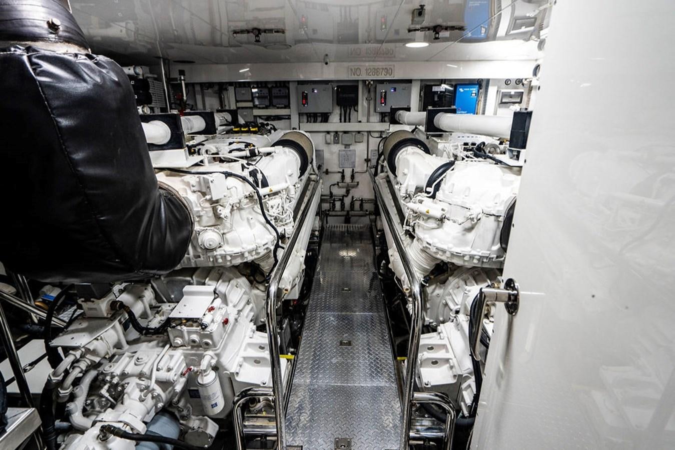 a room full of computers aboard FAR NIENTE Yacht for Sale