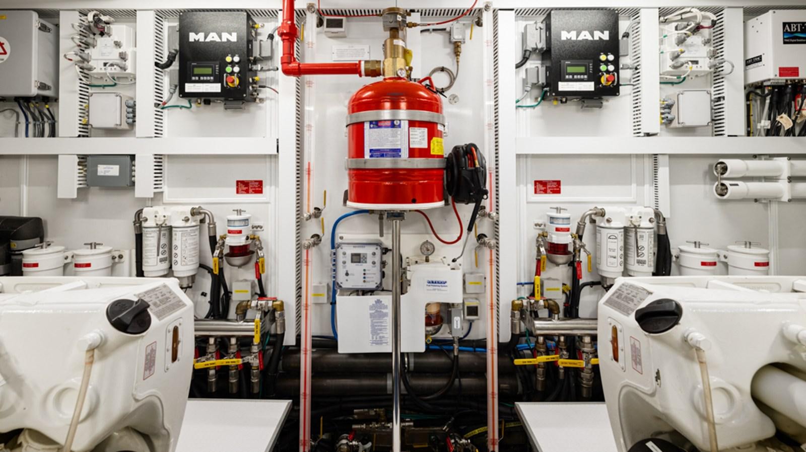 a machine in a room aboard 90 HORIZON Yacht for Sale