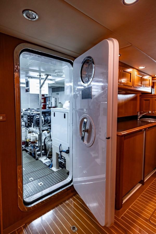 a large white machine in a room aboard ANNIE Yacht for Sale