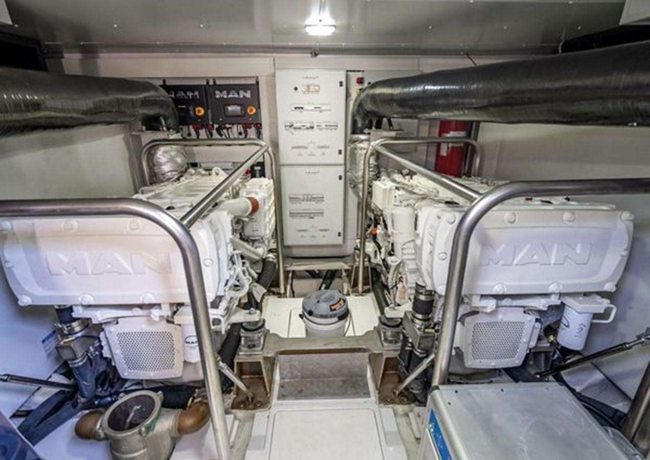 a large machine with pipes aboard AZIMUT MAGELLANO 30/15 Yacht for Sale