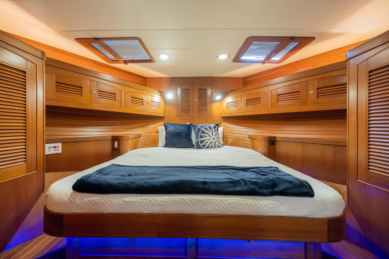 a bed in a cabin aboard THE GARLIC Yacht for Sale